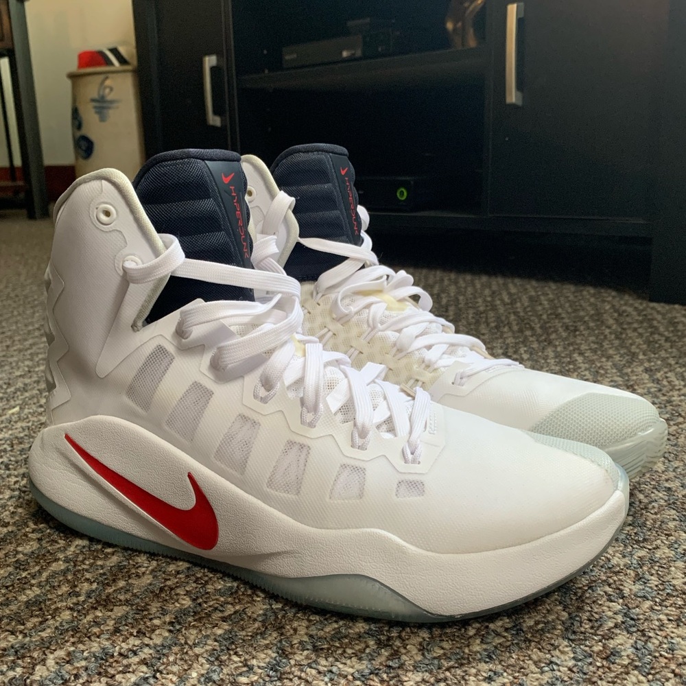 Nike Zoom Hyper Dunk - New